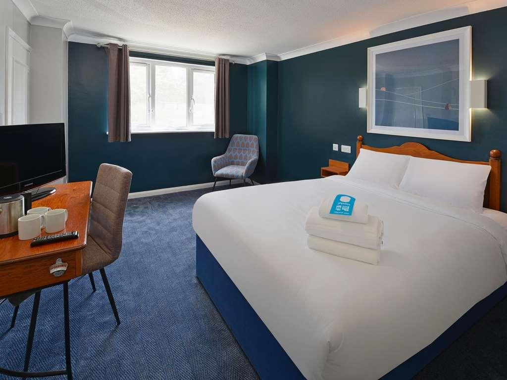 Travelodge Cardiff Whitchurch Extérieur photo
